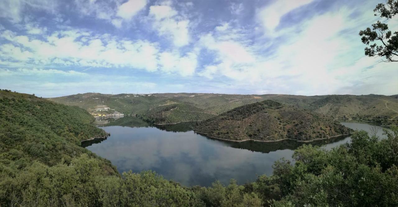 הוילה Bemposta  Casa De Ls Cristales מראה חיצוני תמונה